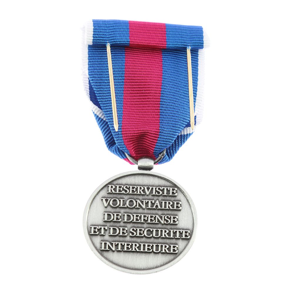 Récompense De Médaille D'or Avec La Lanière Image stock - Image du  concurrencez, isolement: 3560895