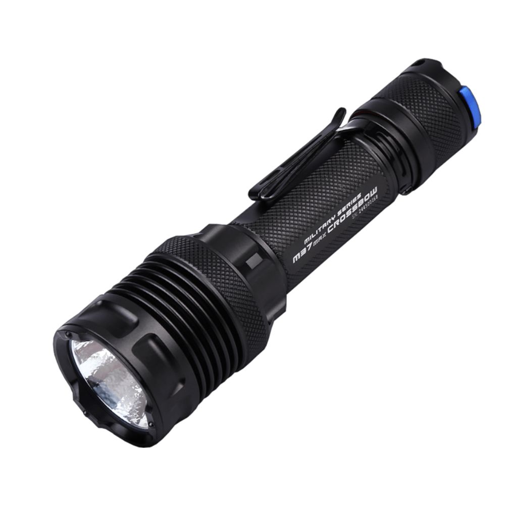 Lampe tactique rechargeable M37 MAX 5000 Lumens - Niteye Lampe tactique rechargeable M37 MAX 5000 Lumens - Niteye